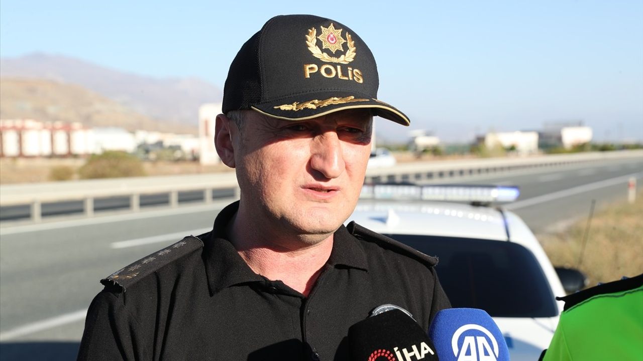 Sakaltutan Geçidi'nde Çelik Bariyerle Ölümlü Kaza Sıfırlandı — Erzincan