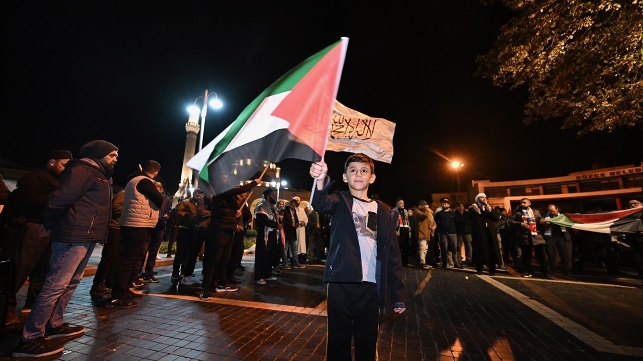 Sakarya ve çevre illerden İsrail'in Sumud Filosu saldırısına tepki