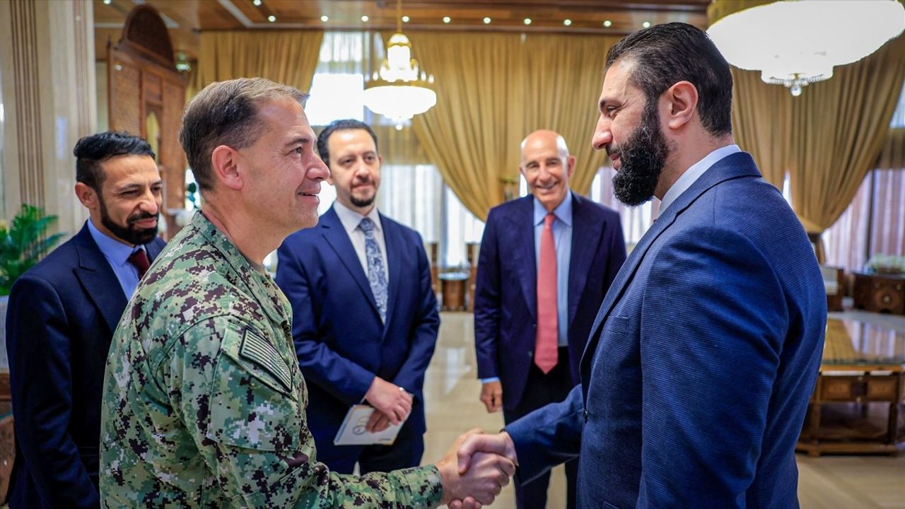 Şam'da Zirve: Ahmed Şara ABD'li Yetkililerle Görüştü