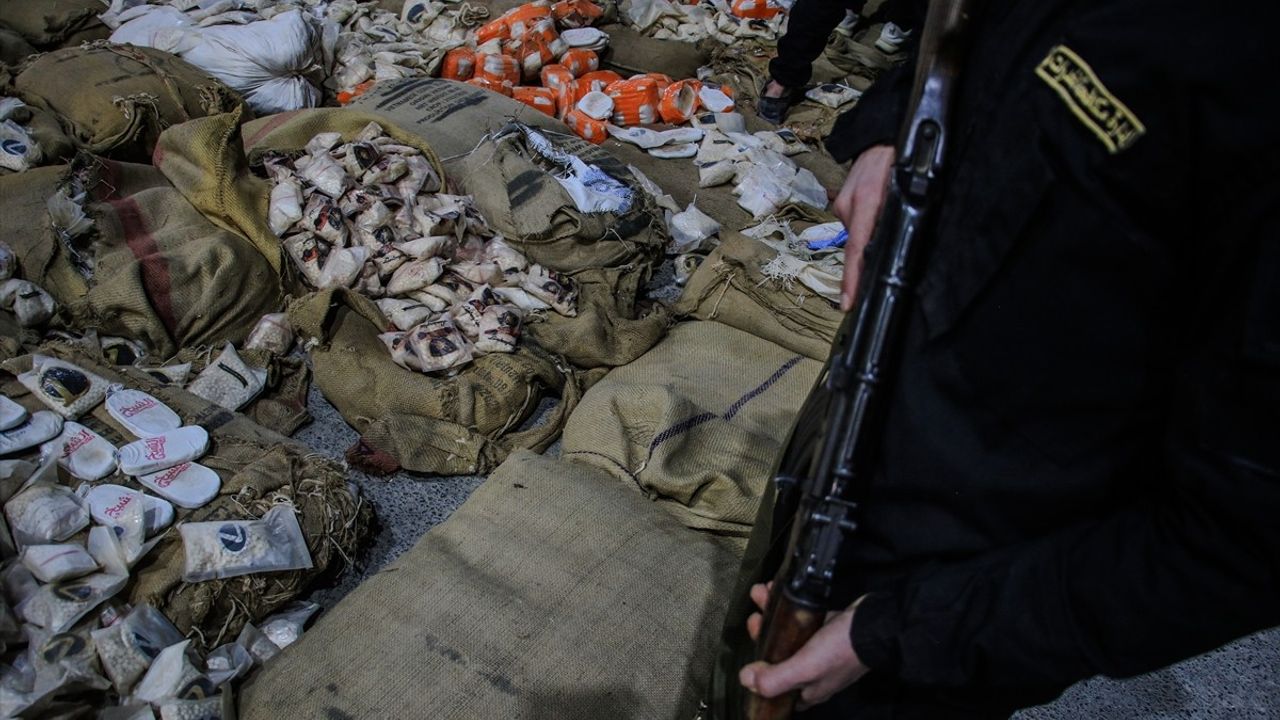 Şam kırsalında 12 Milyon Kaptagon Ele Geçirildi