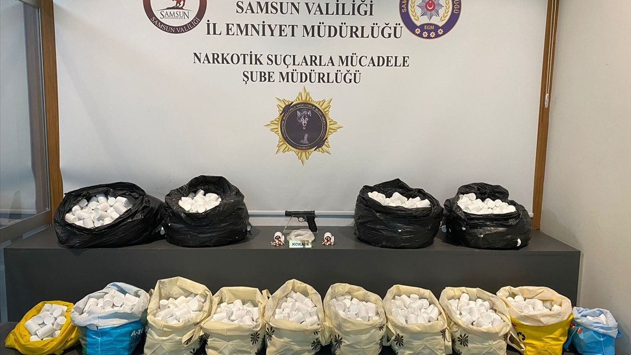 Samsun Atakum'da 105 bin 279 Uyuşturucu Hap Ele Geçirildi — 5 Gözaltı