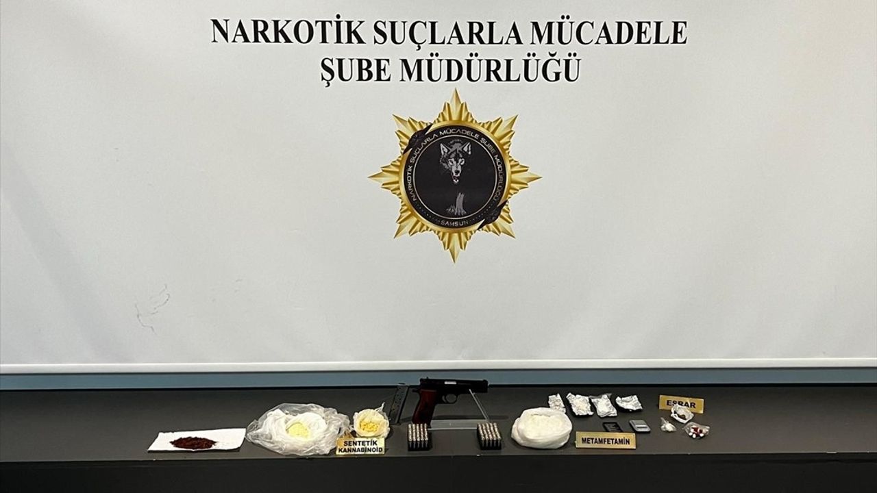 Samsun Atakum'da baza başlığına gizlenmiş 639 gram uyuşturucu ele geçirildi