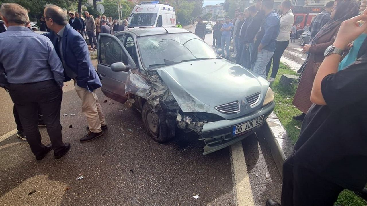 Samsun Atakum'da kaza: 3 kişi yaralandı