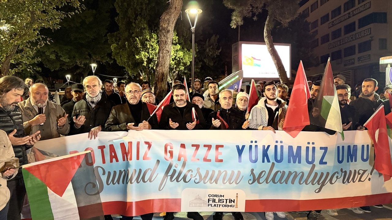 Samsun ve Çorum'da İsrail'in Küresel Sumud Filosu'na Saldırısı Protesto Edildi
