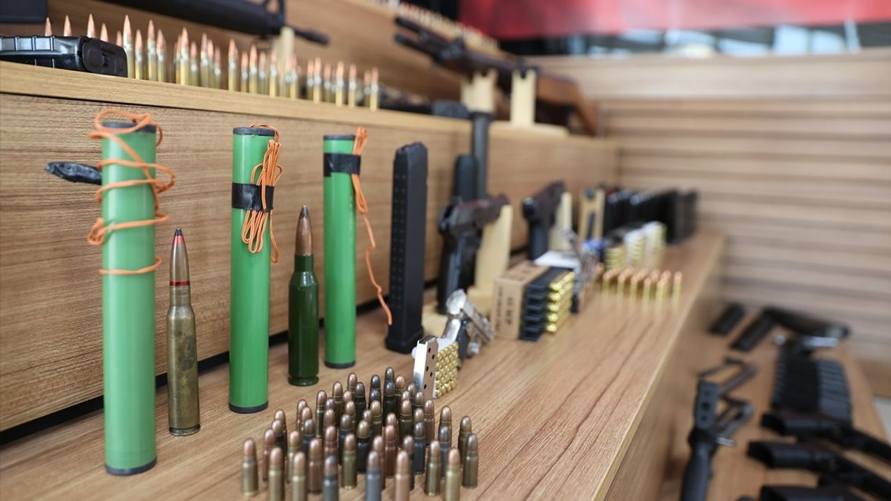 Şanlıurfa'da Silah Kaçakçılığı Operasyonunda 4 Şüpheli Yakalandı