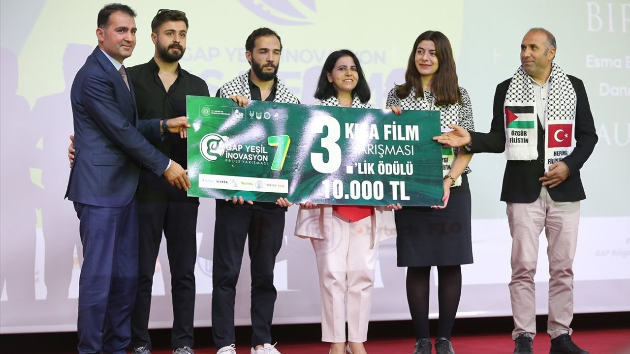 Şanlıurfa'da TEKNOFEST ve GAP Yeşil İnovasyon'da 21 Projeye Ödül