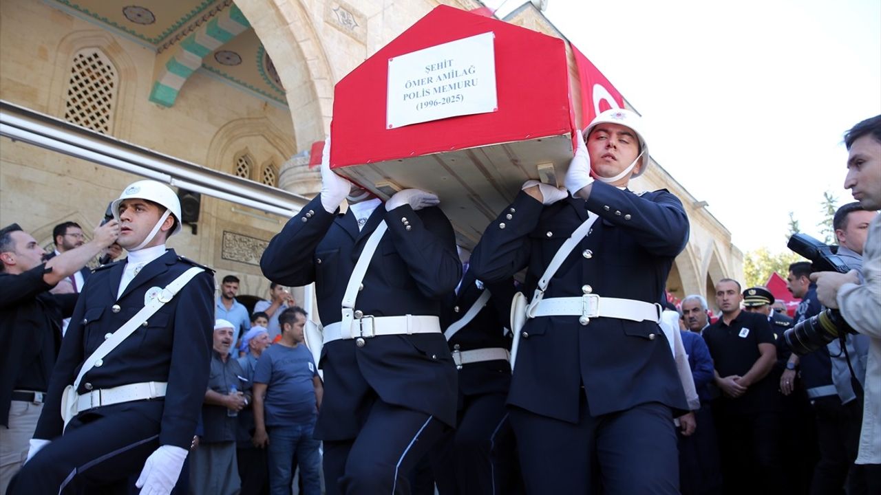 Şehit Polis Ömer Amilağ Şanlıurfa'da Son Yolculuğuna Uğurlandı