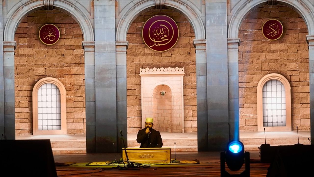 Semerkand Vakfı İstanbul'da 'Mevlid-i Nebi 1500. Yıl' Programı Düzenledi