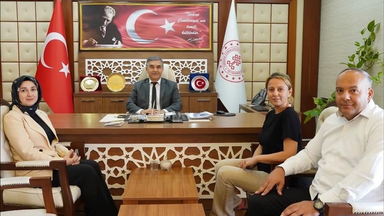 Siirt Battaniyesi 'Lihaf' Markasıyla Pazar Yolunda