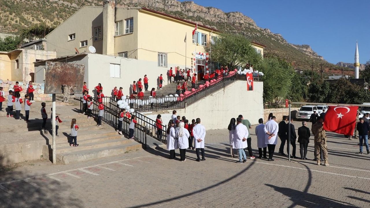 Siirt Eruh'ta Şehitler Kütüphanesi Törenle Açıldı