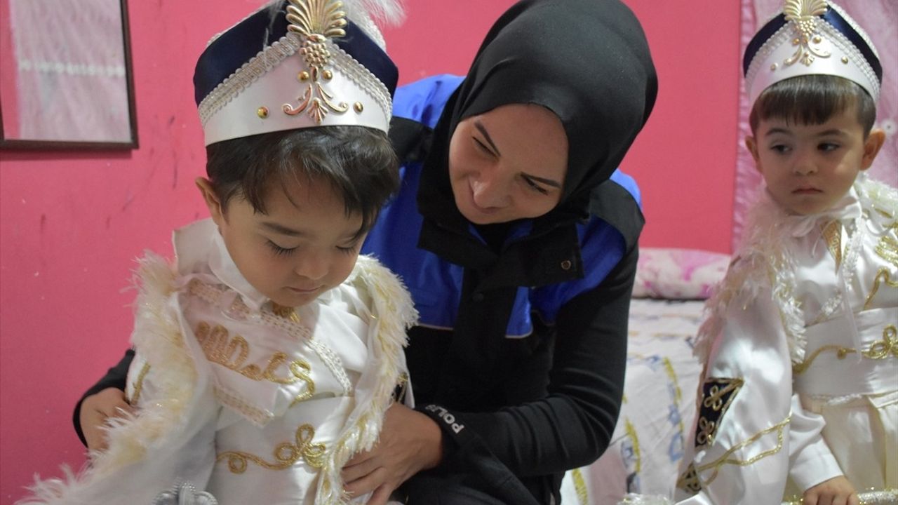 Siirt'te 'Kirvem Polis Olsun' ile 600 Çocuk Sünnet Edildi