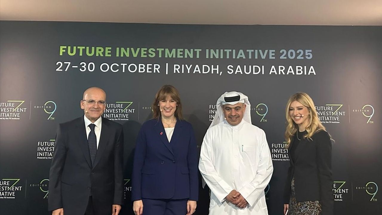 Şimşek Riyad'da: Küreselleşme Sürmeli, Riskler Yönetilmeli