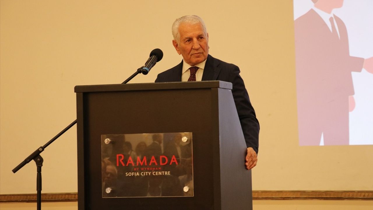 Sofya'da Spor ve Ticaret Diplomasisi İş Forumu: Bulgaristan-Türkiye İş İnsanları Milli Maç Öncesi Buluştu