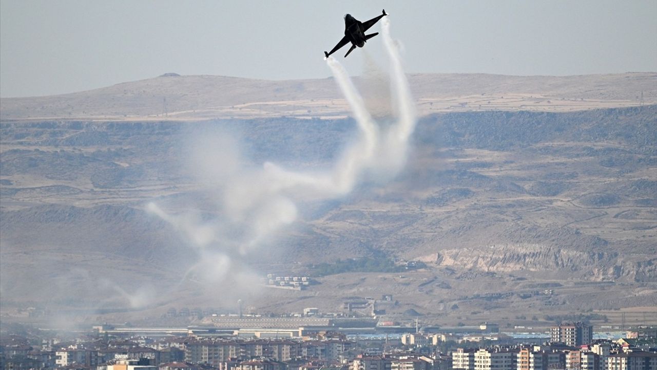 SOLOTÜRK Kayseri'de Prova Uçuşu — 7. Bilim Şenliği Öncesi Gösteri