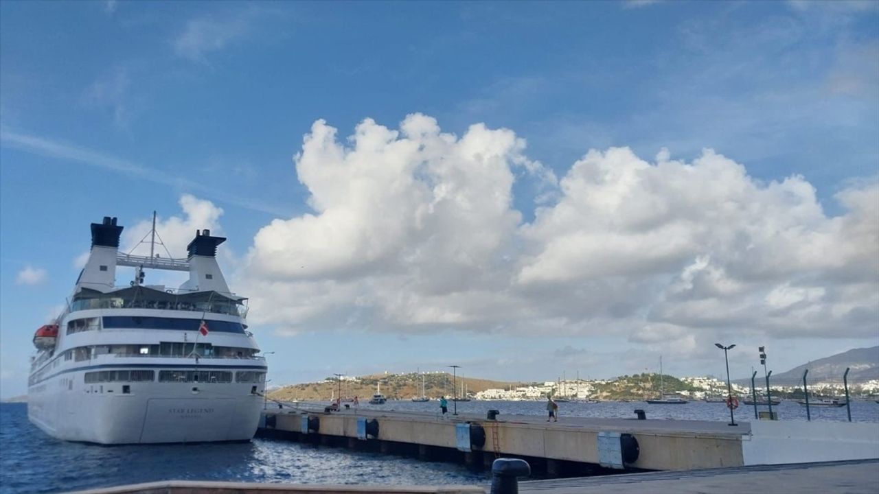 Star Legend Bodrum'a 271 Yolcu Getirdi