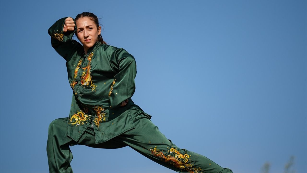 Tai Chi'de Dünya 3.'sü Liyne Nisa: Parklardan Şampiyonluğa
