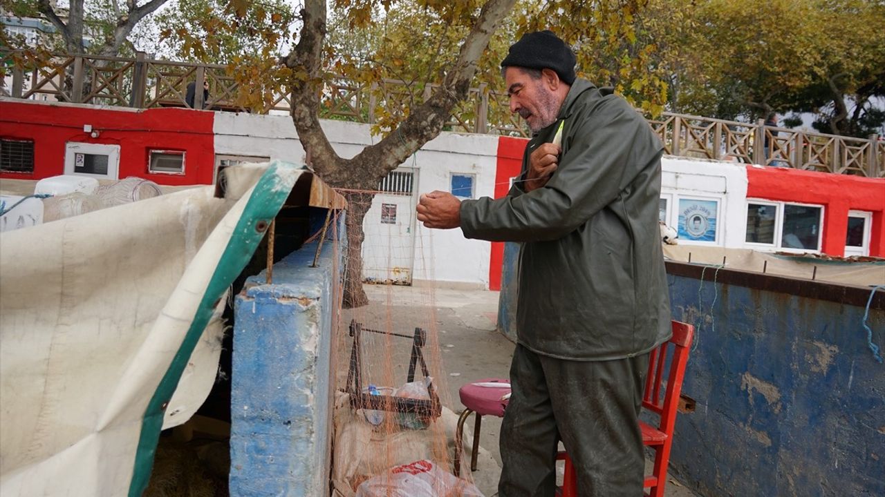 Tekirdağ'da Balıkçılar Poyraz Nedeniyle 2 Gündür Denize Açamıyor