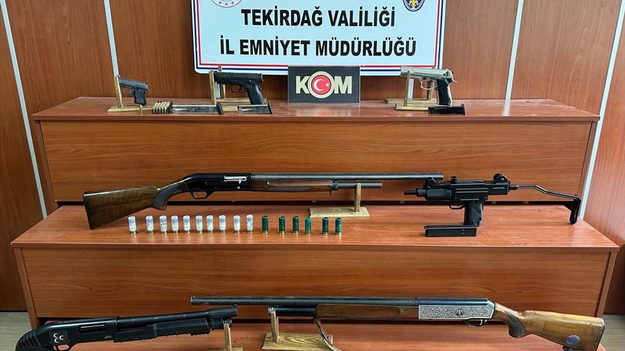 Tekirdağ'da Kaçakçılık Operasyonu: 20 Şüpheli Yakalandı