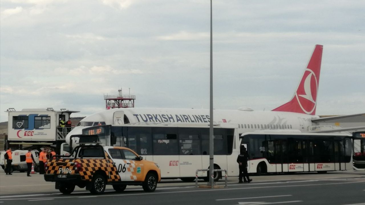 THY uçağı, Küresel Sumud Filosu aktivistlerini İstanbul'a getirdi