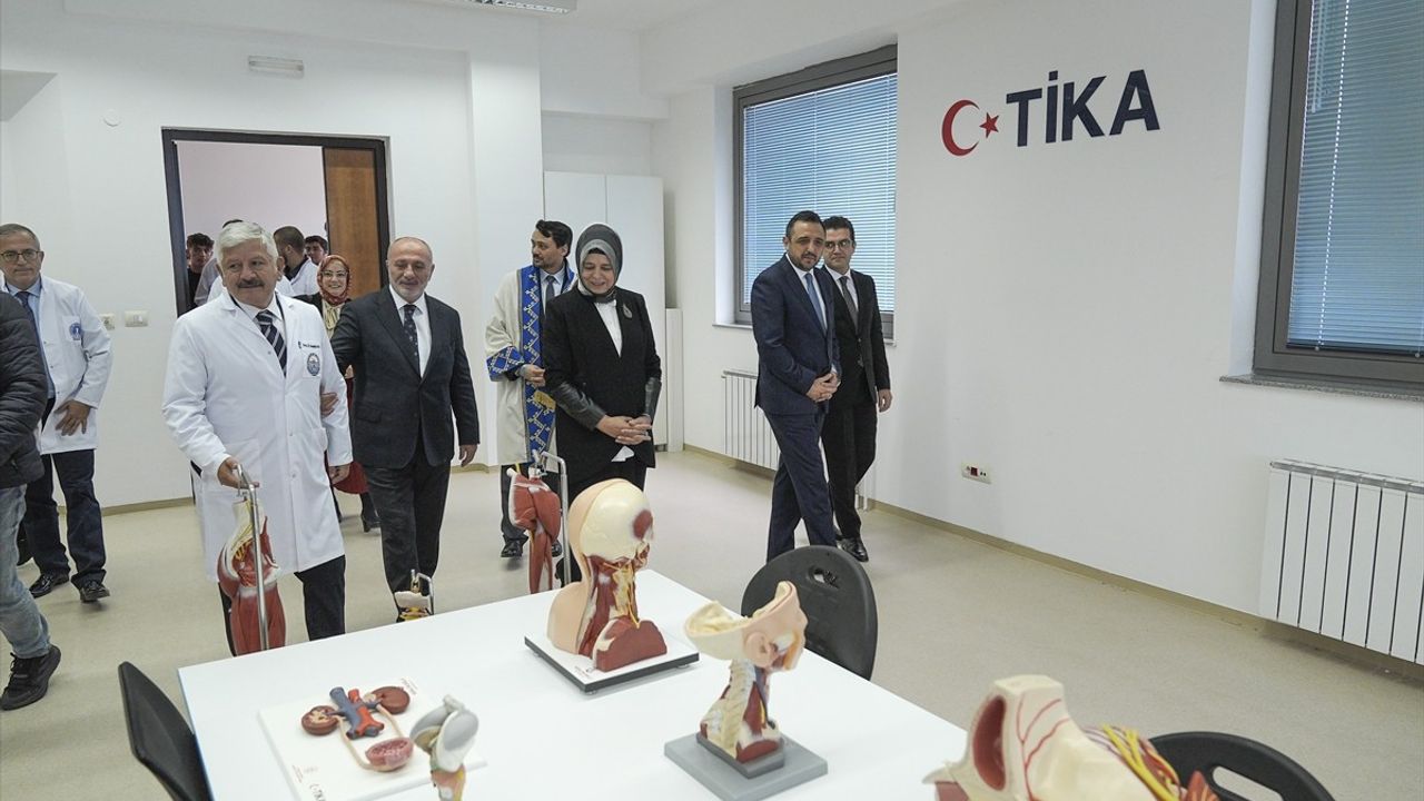TİKA'dan Uluslararası Saraybosna Üniversitesi'ne Anatomi Laboratuvarı Desteği