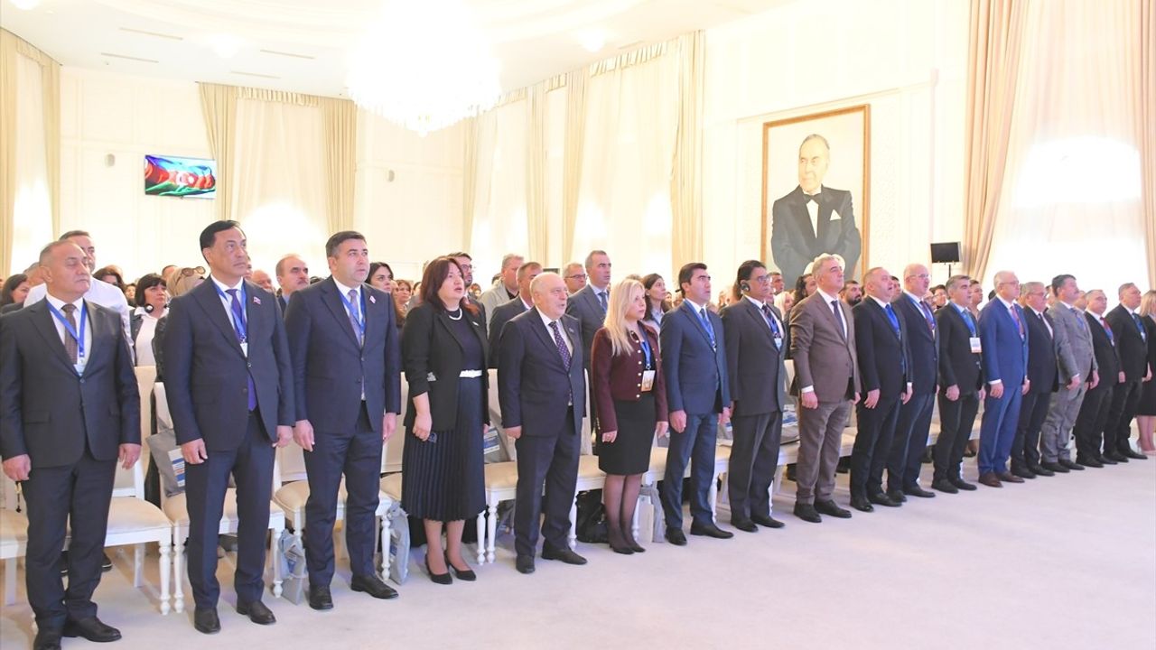 TİKA Gence'de ADAU Stüdyosunu Yeniledi, Daşkesen'e Çocuk Parkı Kurdu