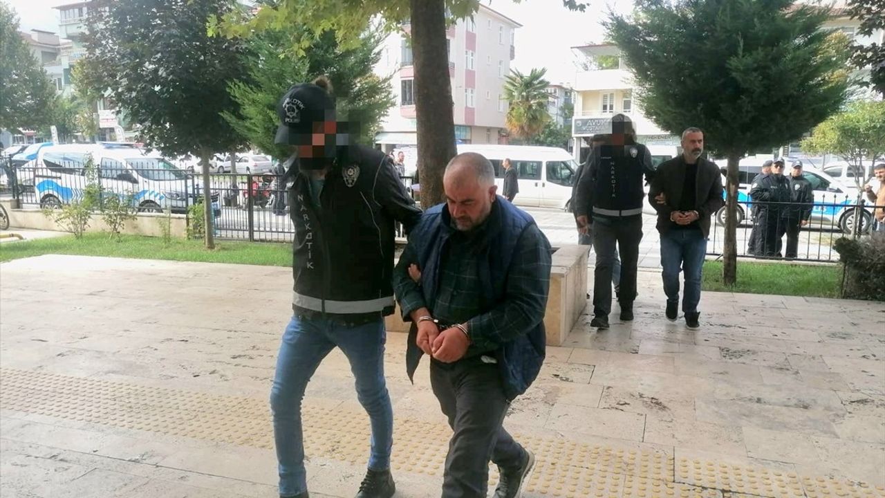 Tokat'ta Uyuşturucu Operasyonunda 3 Zanlı Tutuklandı