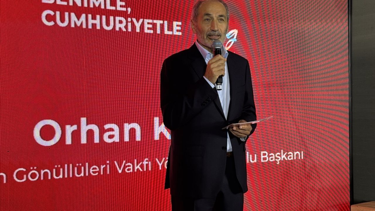 Toplum Gönüllüleri Vakfı'nın 'Benimle, Cumhuriyetle' Projesi: 102 Köyde Gençlik Atılımı