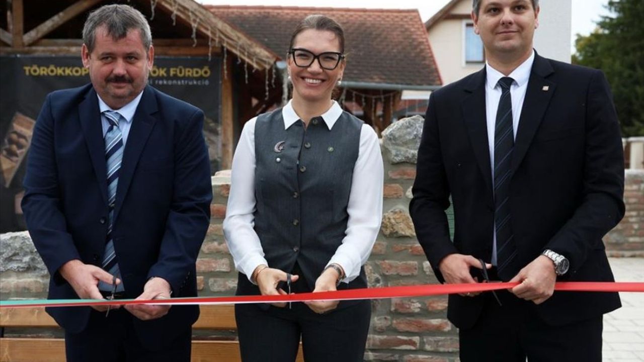 Törökkoppany'daki Osmanlı Türk Hamamı, Türk-Macar Dostluk Parkı'na Dönüştü