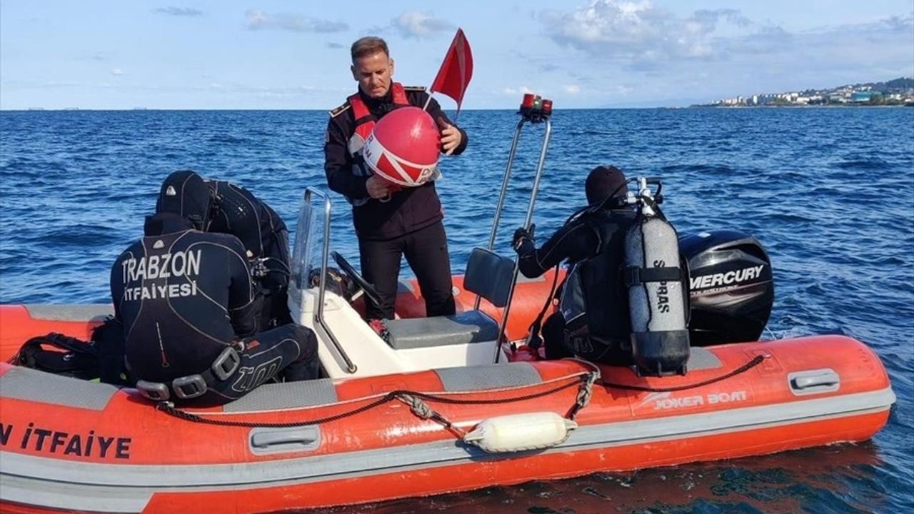 Trabzon Arsin'de Kayıp Balıkçı Mehmet Ali Gürsoy İçin Arama Çalışmaları Sürüyor