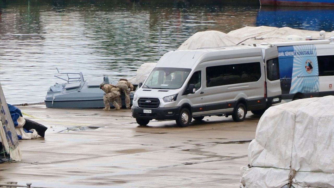 Trabzon'da Bulunan İnsansız Deniz Aracı Karadeniz Açıklarında Kontrollü İmha Edildi