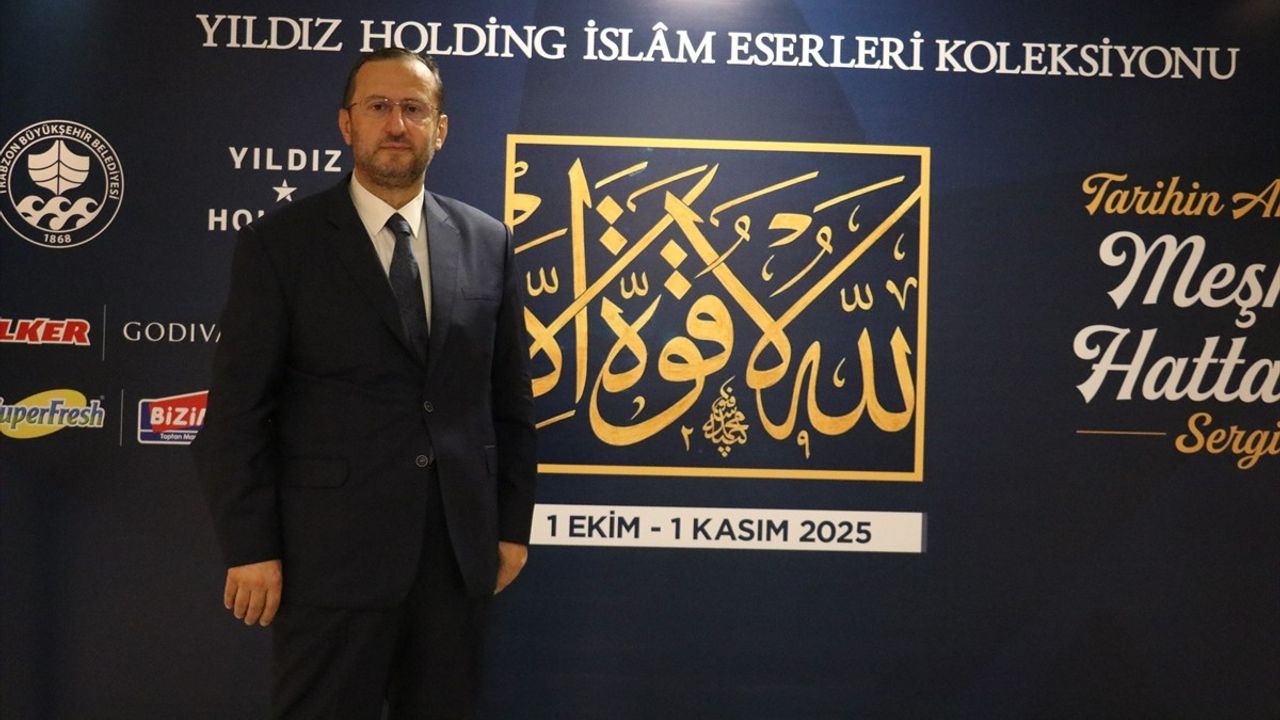 Trabzon'da 'Tarihin Akışında Meşhur Hattatlar' Sergisi Açıldı