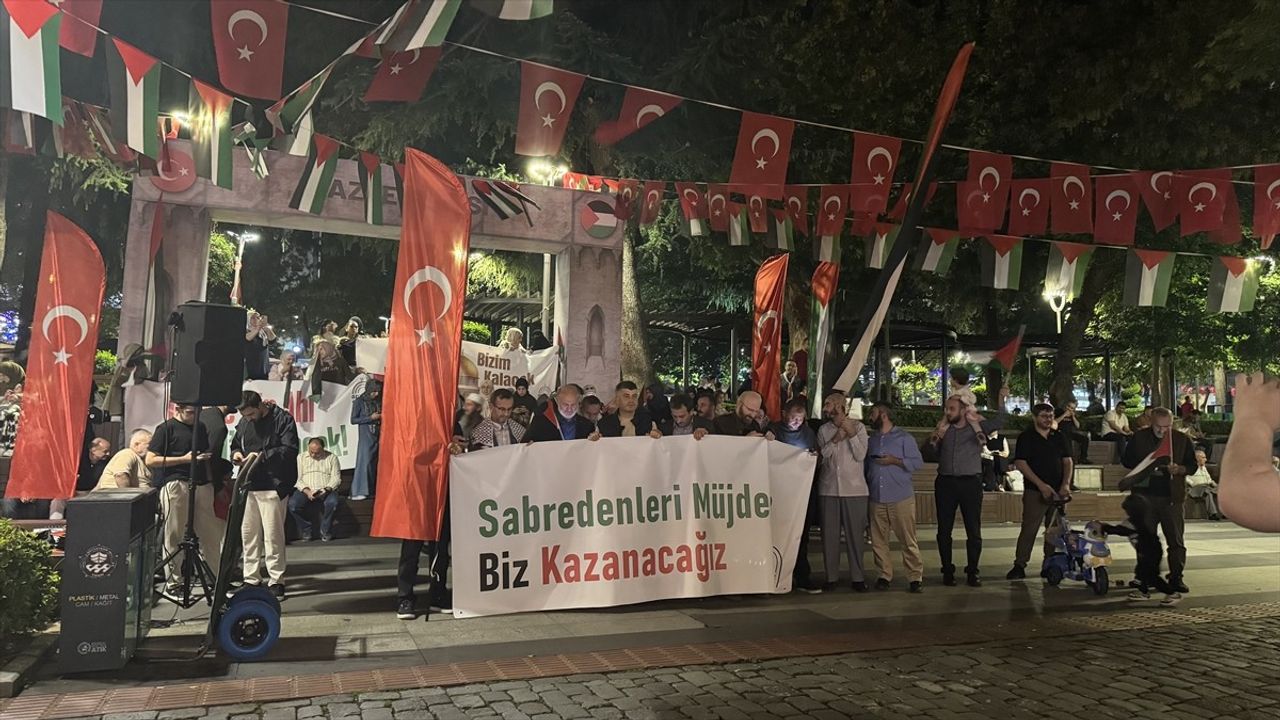 Trabzon Ortahisar'da Gazze'ye Saldırılar Protesto Edildi
