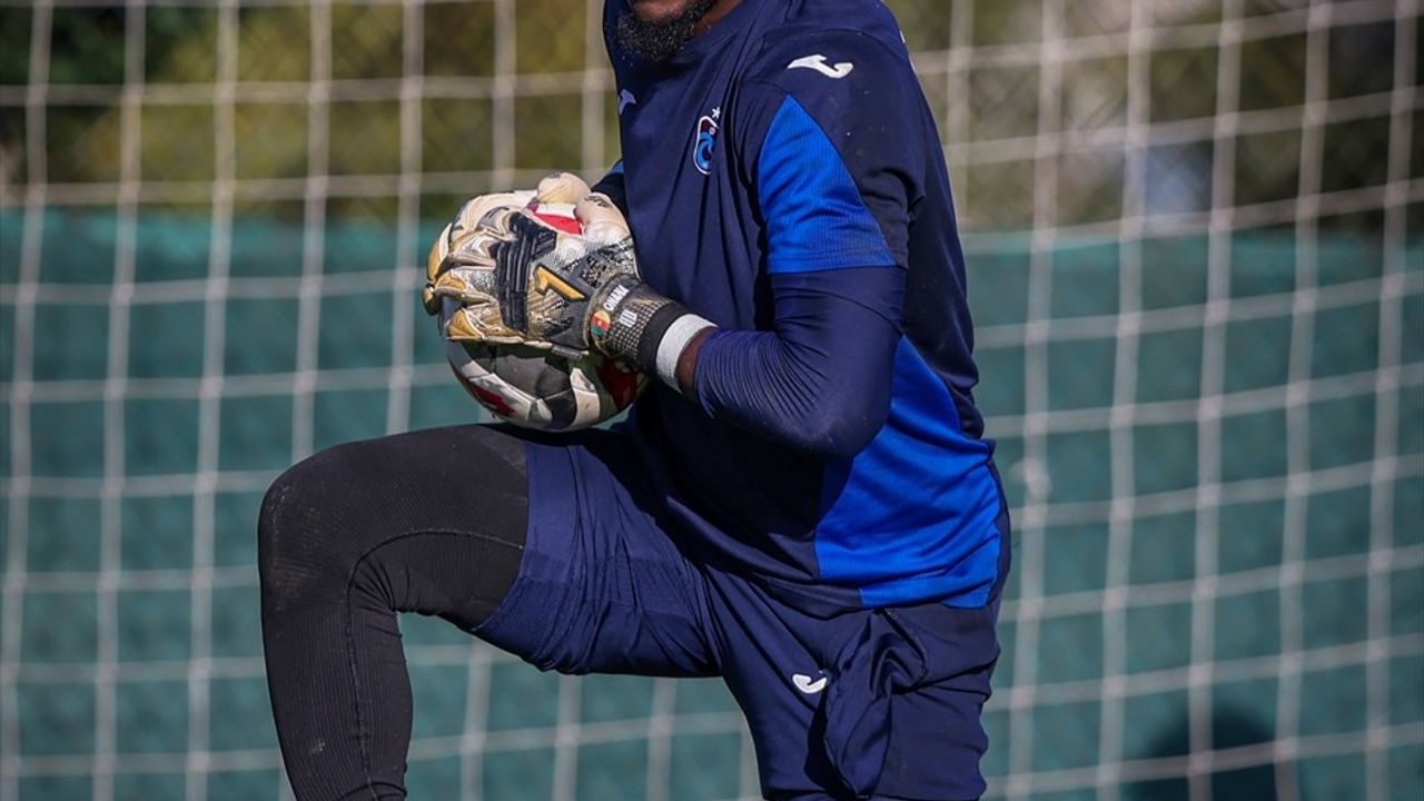 Trabzonspor, Galatasaray Maçı İçin Son Hazırlıklarını Sürdürüyor