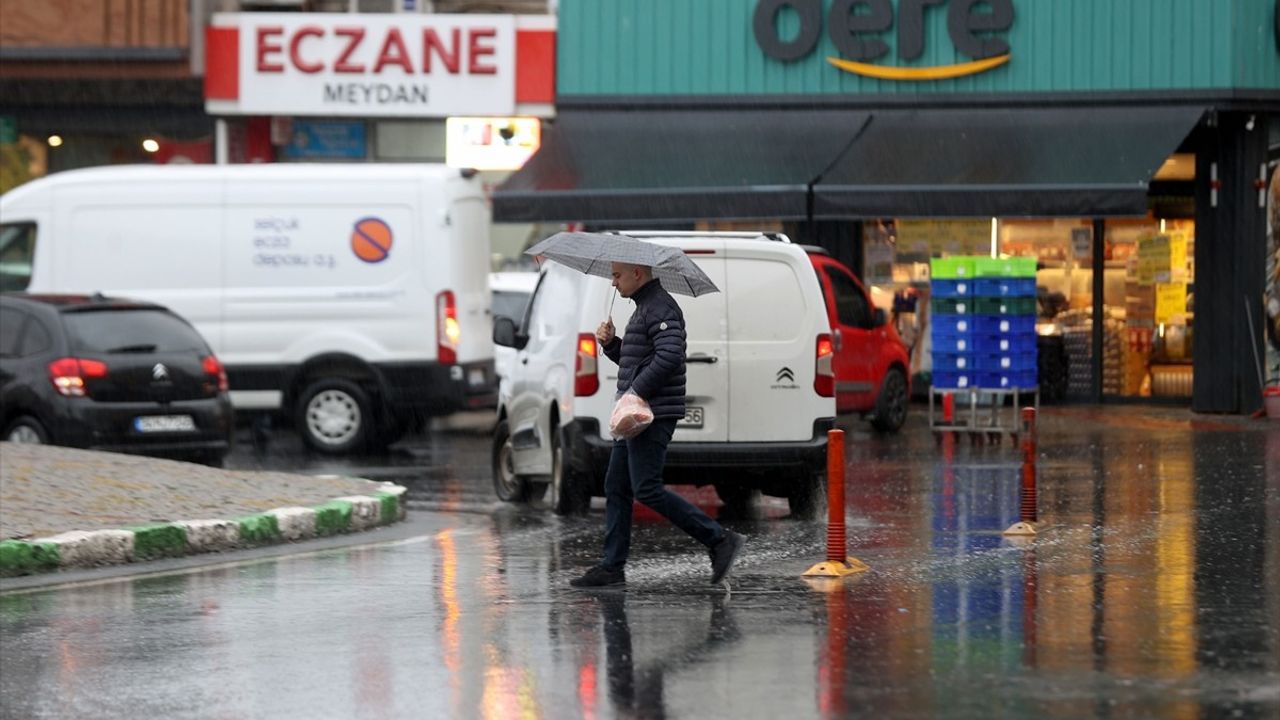 Trakya'da Sağanak: Edirne, Kırklareli ve Tekirdağ Etkileniyor