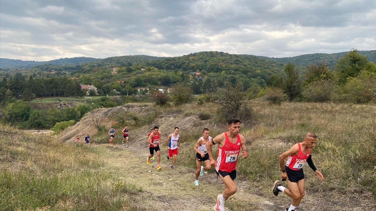 TSK Kır Koşusu Takımı Balkan Dağ Koşusu Şampiyonu