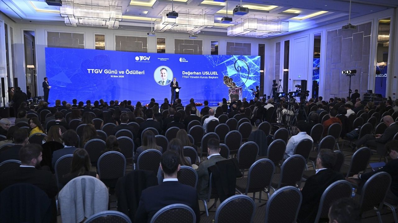 TTGV Günü: Güdümlü Projeler ile İlk Teknoloji Riskini Üstlendi — Ödül Töreni
