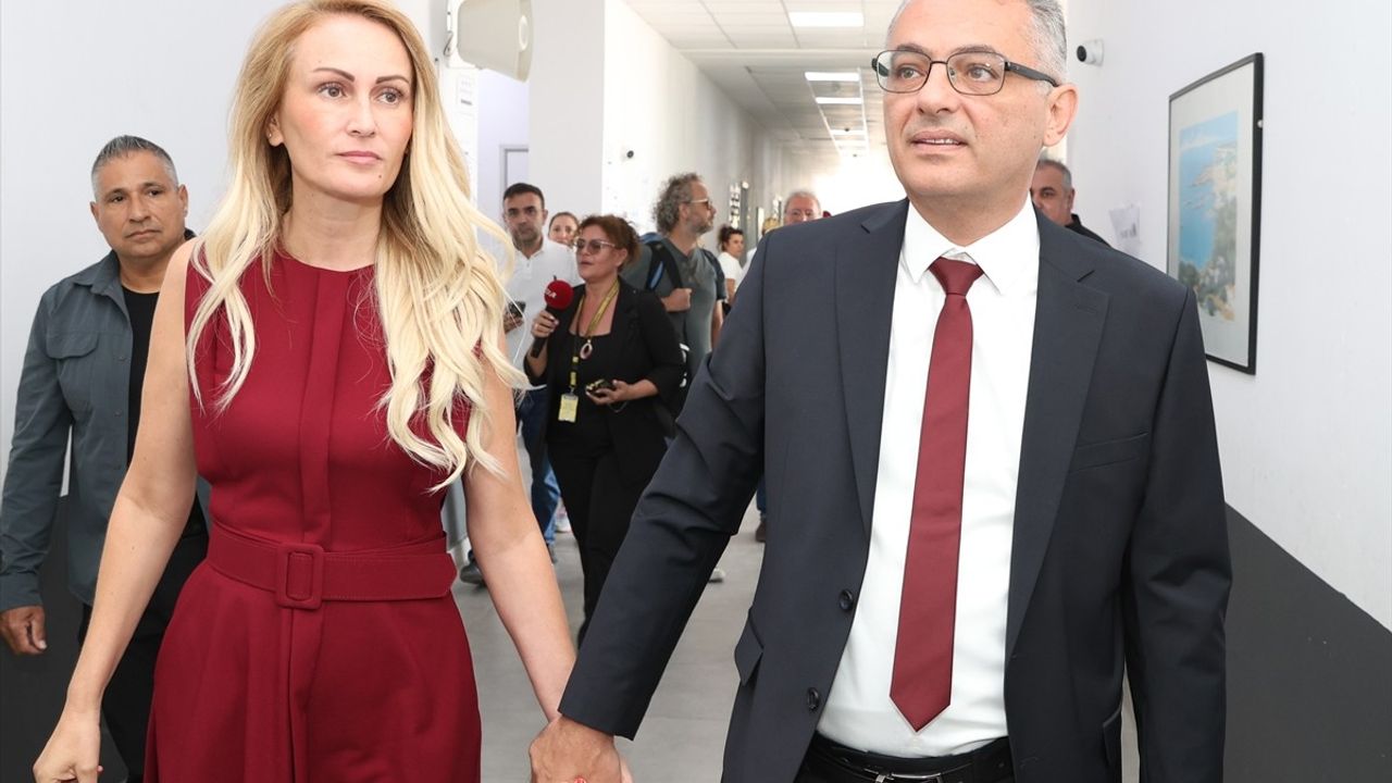 Tufan Erhürman Gönyeli'de Oyunu Kullandı | KKTC Cumhurbaşkanlığı Seçimi