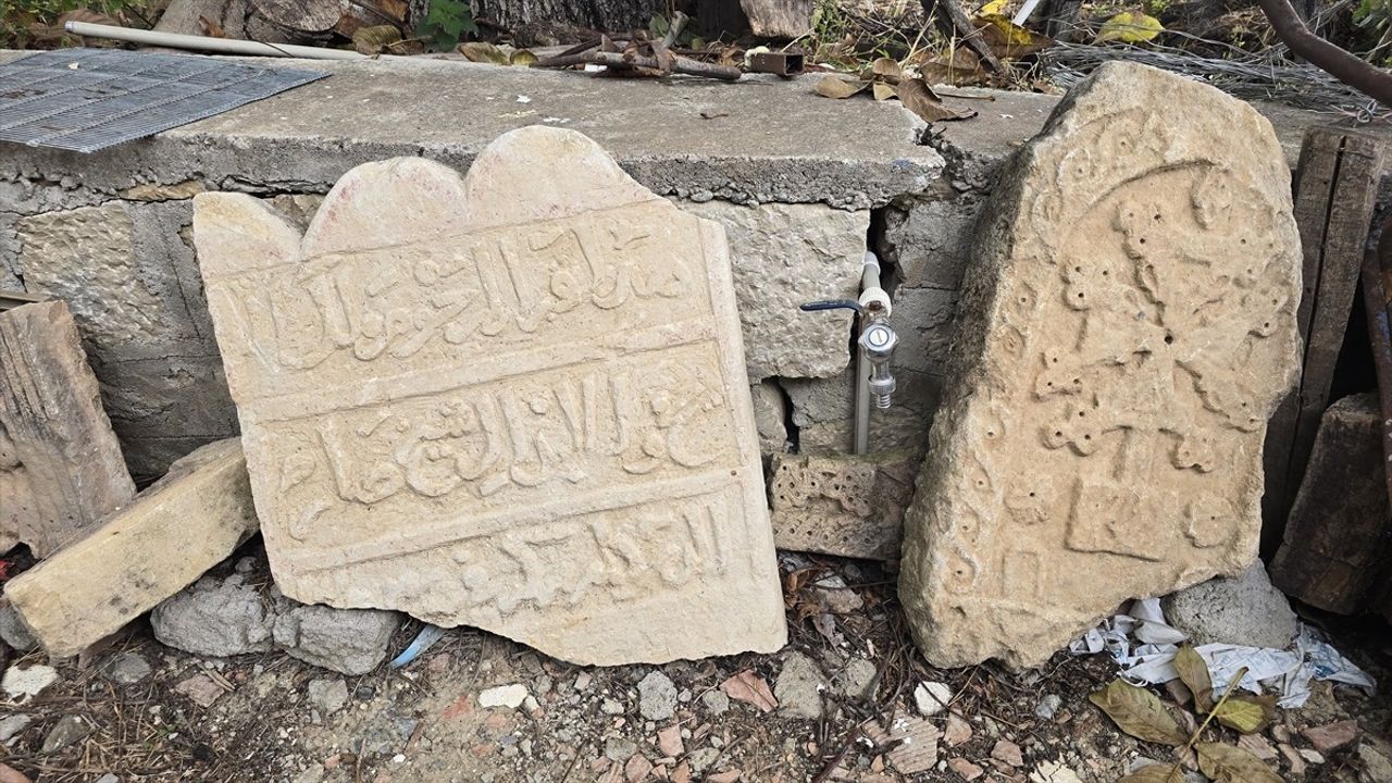 Tunceli Mazgirt’te Köylünün Duyarlılığıyla 700 Yıllık 22 Mezar Taşı Müzeye Alındı