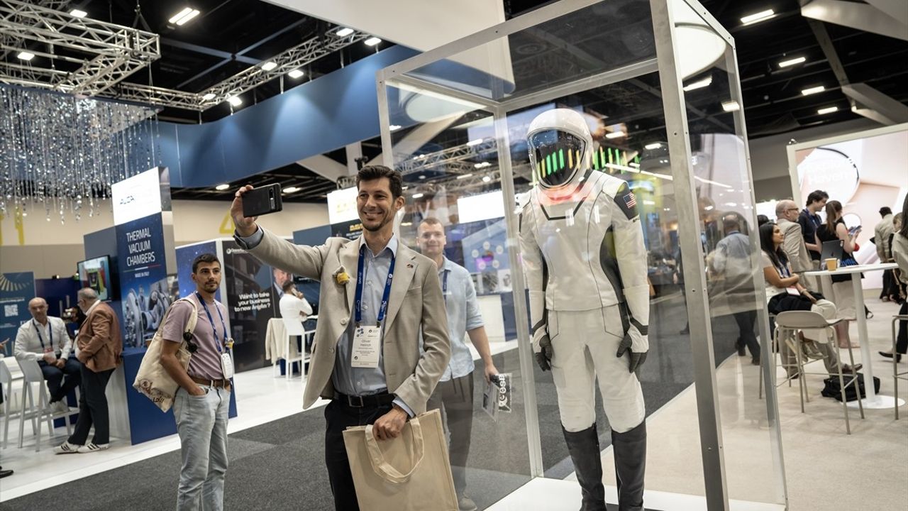 Türkiye IAC 2026'ya Ev Sahipliği Yapacak — Sydney'de Bayrak Devir Teslimi