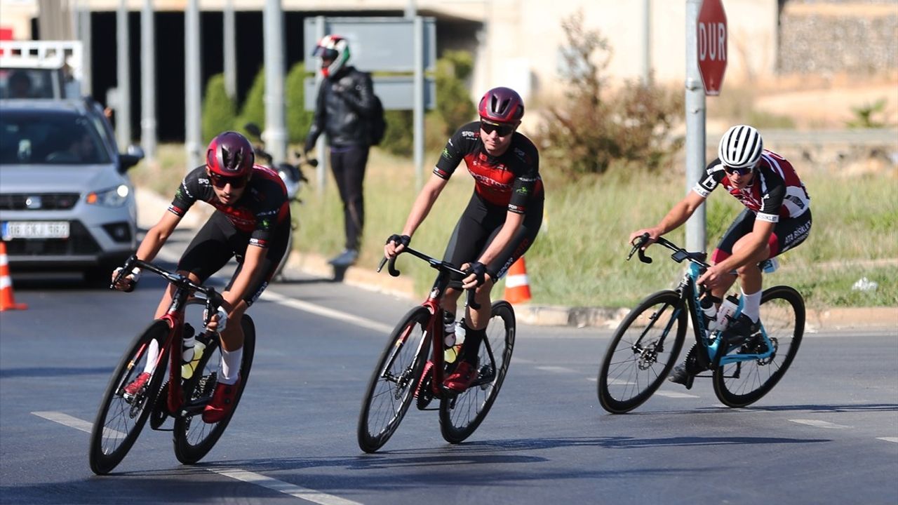 Türkiye Kupası 7. Etap Puanlı Yol Yarışları - Alanya'da Abay ve Yakışır zirvede