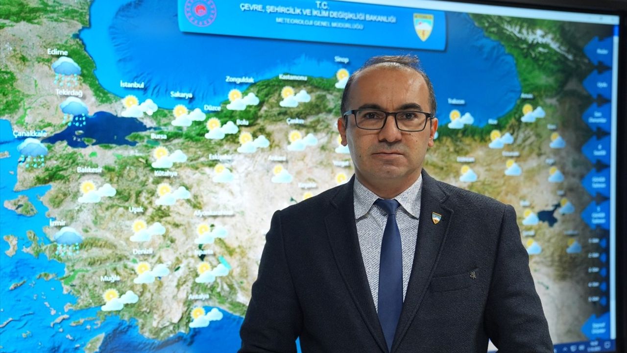 Türkiye yeni haftaya yağışlı ve serin havayla başlıyor: Marmara, Ege ve Batı Akdeniz'e kuvvetli sağanak uyarısı