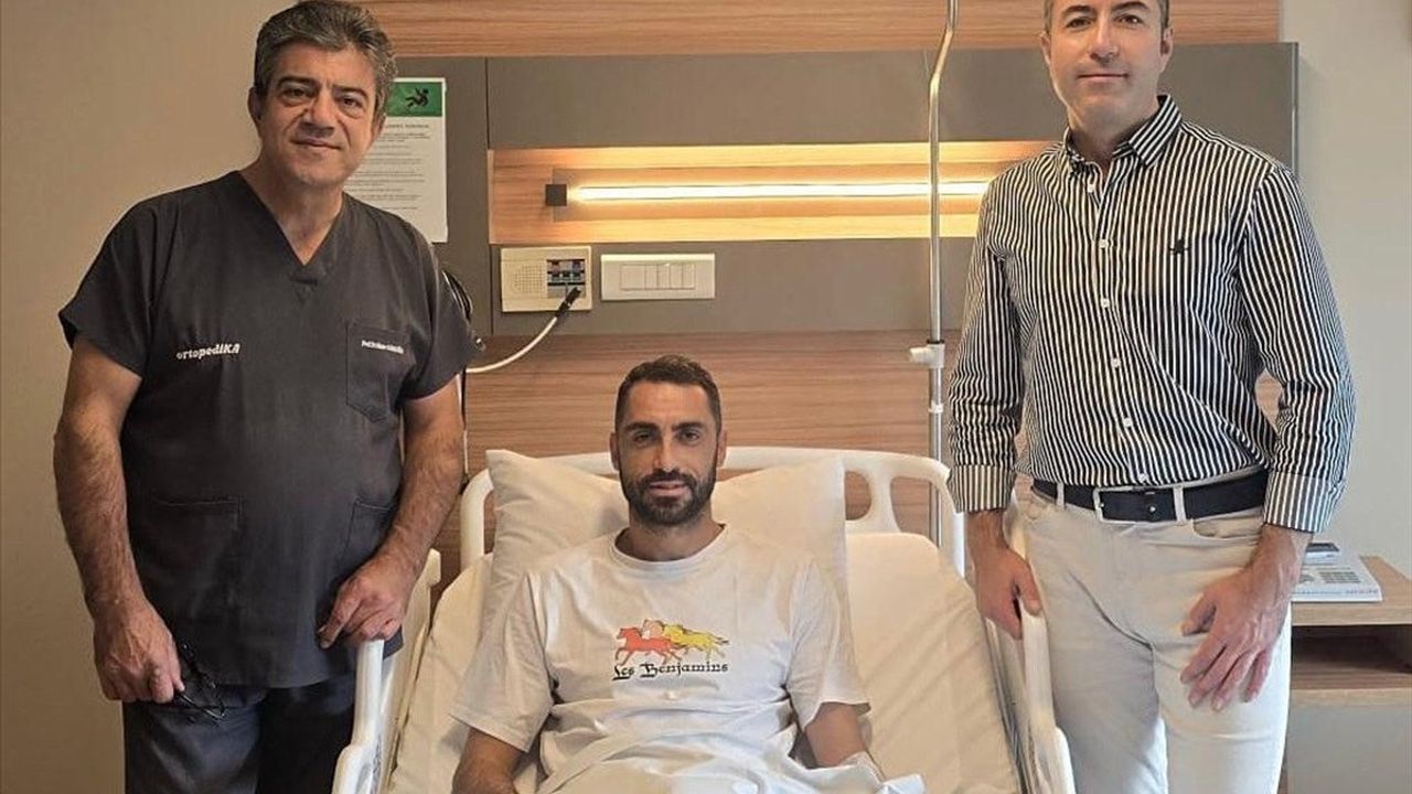 Uğur Çiftçi Ameliyat Oldu — Sivasspor Kaptanının Menisküs Operasyonu Başarılı