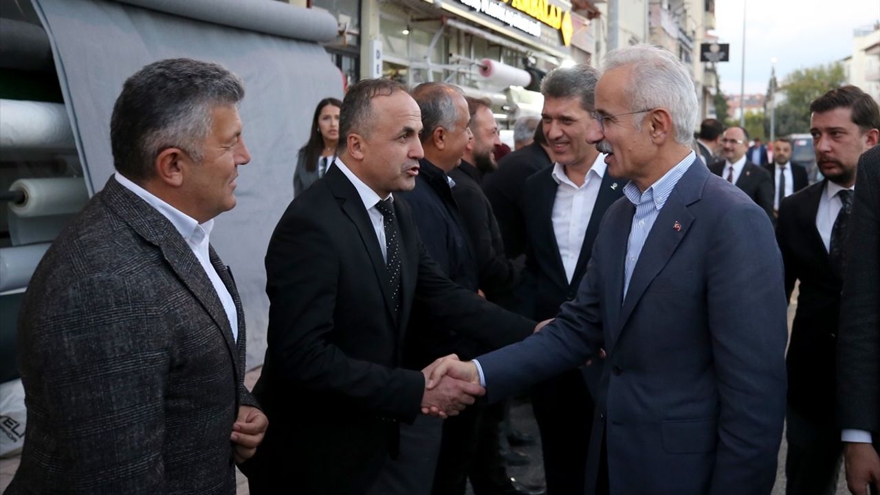 Ulaştırma ve Altyapı Bakanı Abdulkadir Uraloğlu Antalya'da: Elmalı ve Korkuteli Teşkilatlarıyla Buluştu