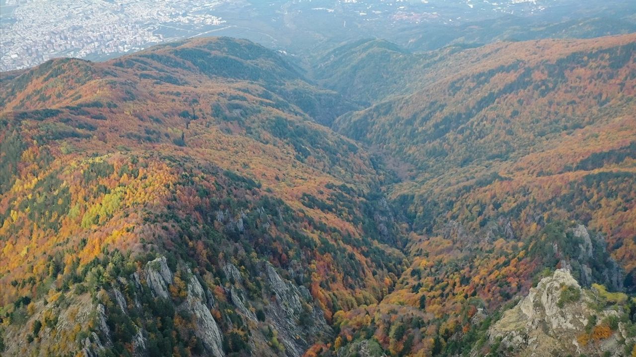 Uludağ'da Sonbahar Renkleri Havadan Görüntülendi
