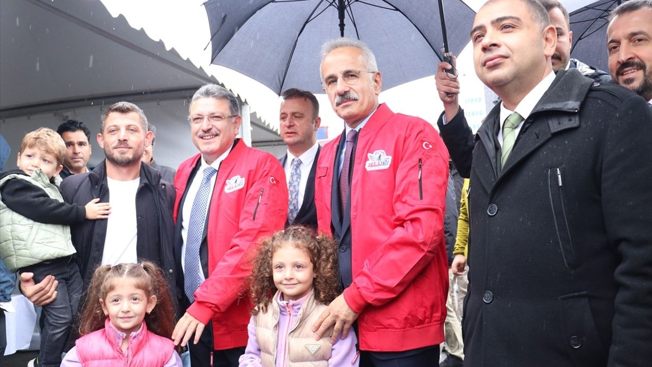 Uraloğlu: 5G 2026 Nisan'da Geliyor — Trabzon Bilim Festivali'nde Açıklama