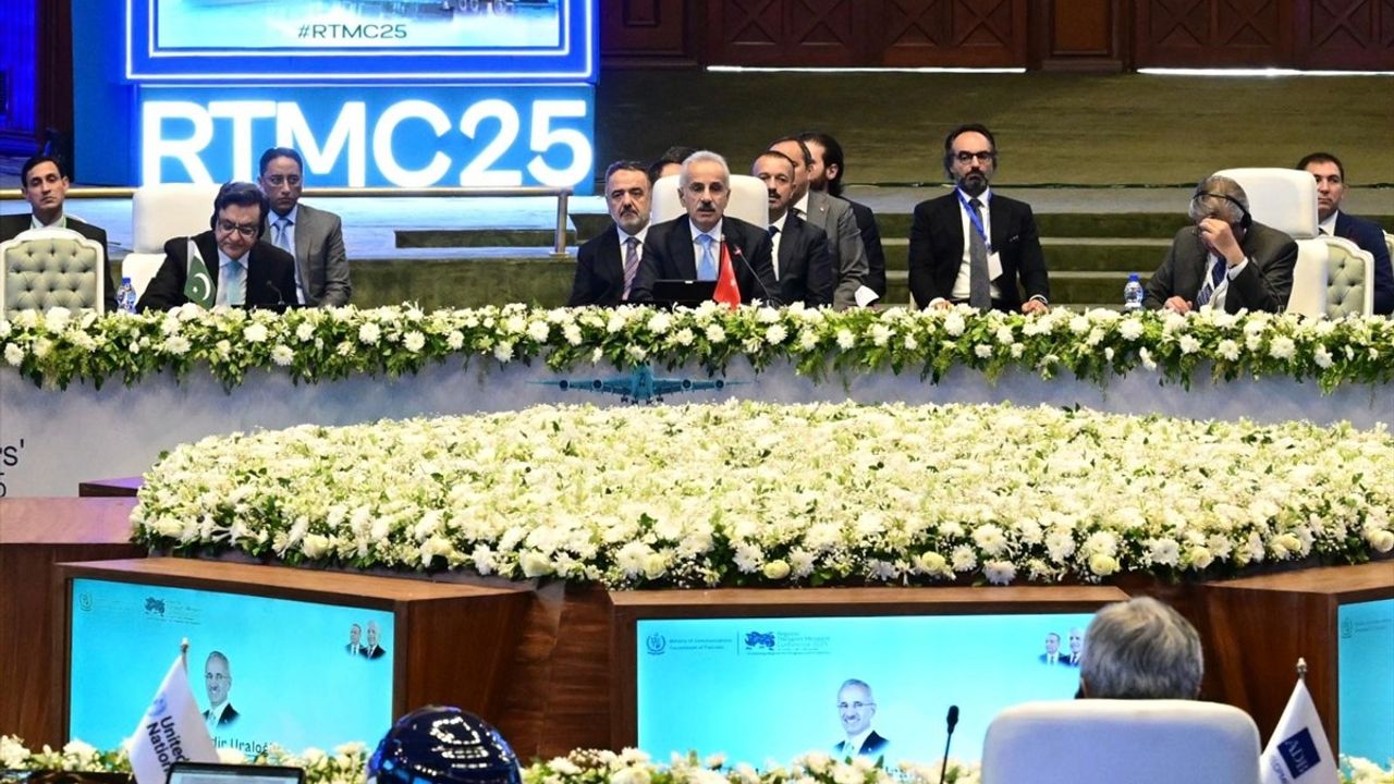 Uraloğlu: Türkiye'nin ulaştırma gücü 300 milyar dolarla güçlendi