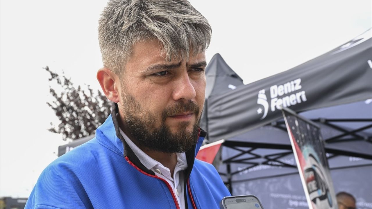 Üsküdar'da 'İzlemek Yetmez' etkinliği sürüyor: Gazze için bağış ve canlı bağlantılar