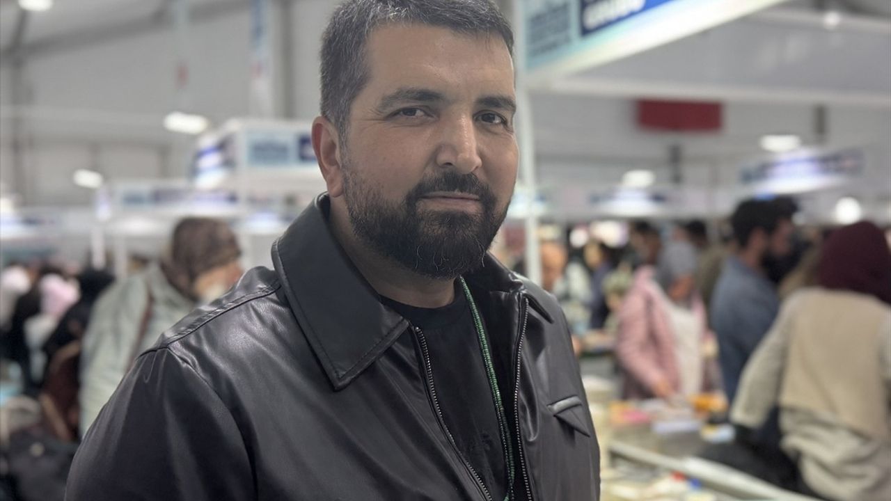 Üsküdar Kaymakamlığı Kitap Fuarı okurları yazarlarla buluşturuyor