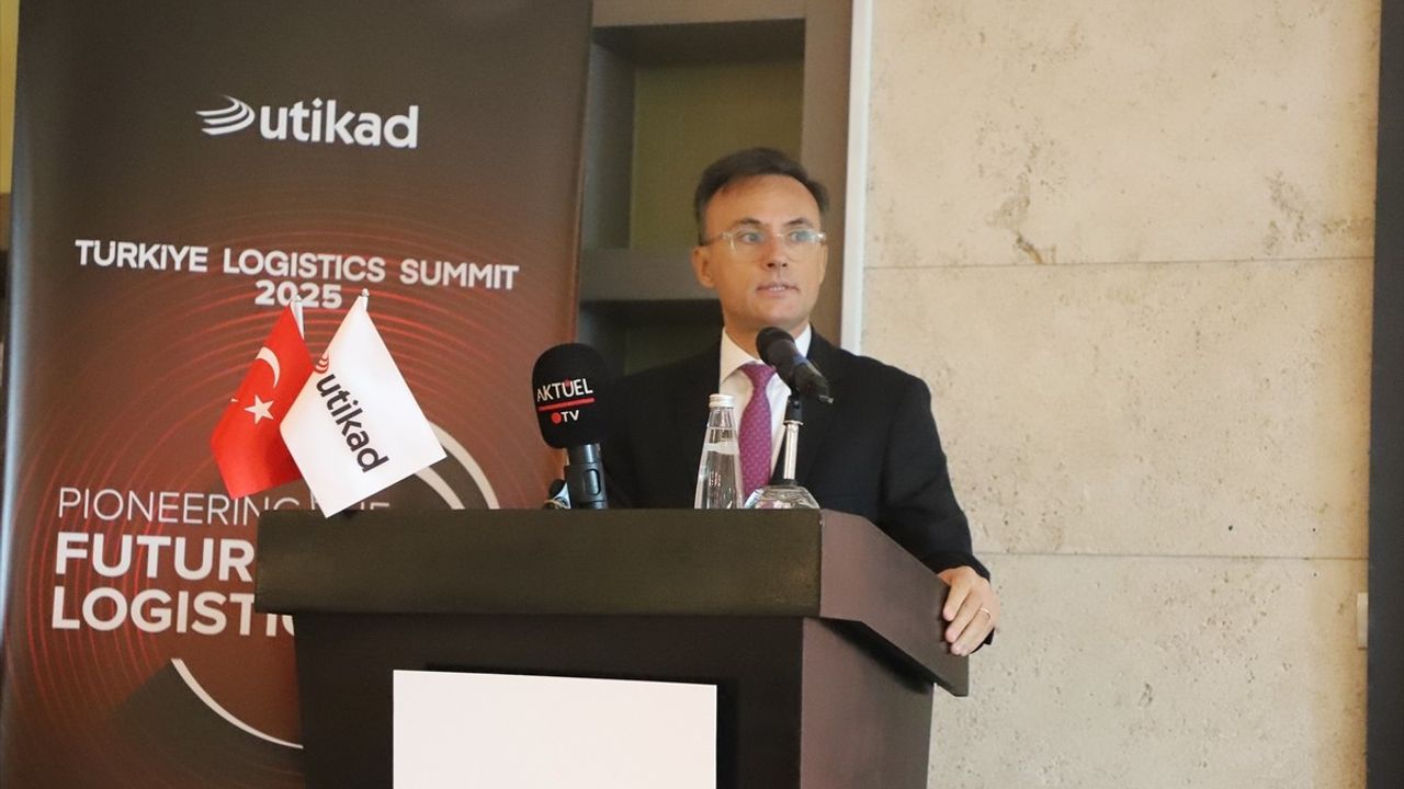 UTİKAD: Türkiye'yi 200 Milyar Dolarlık Lojistik Gücüne Taşıyacak İki Strateji