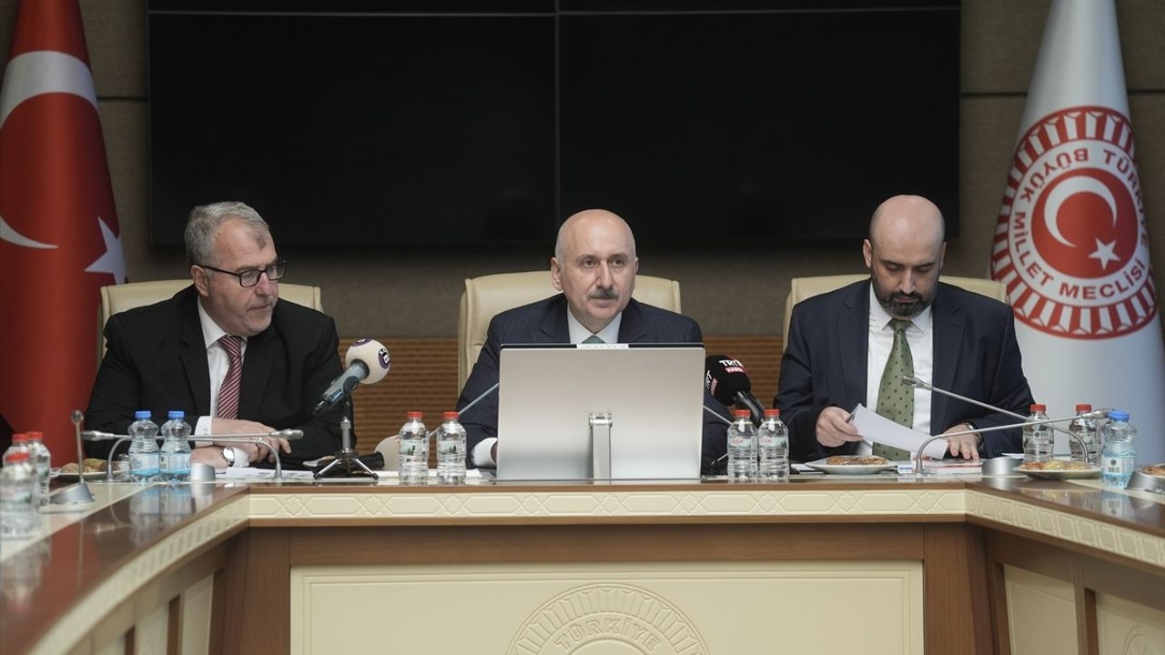 Vakıflar Kanunu Teklifi Komisyona Sunuldu: Turizm ve Marina Düzenlemeleri